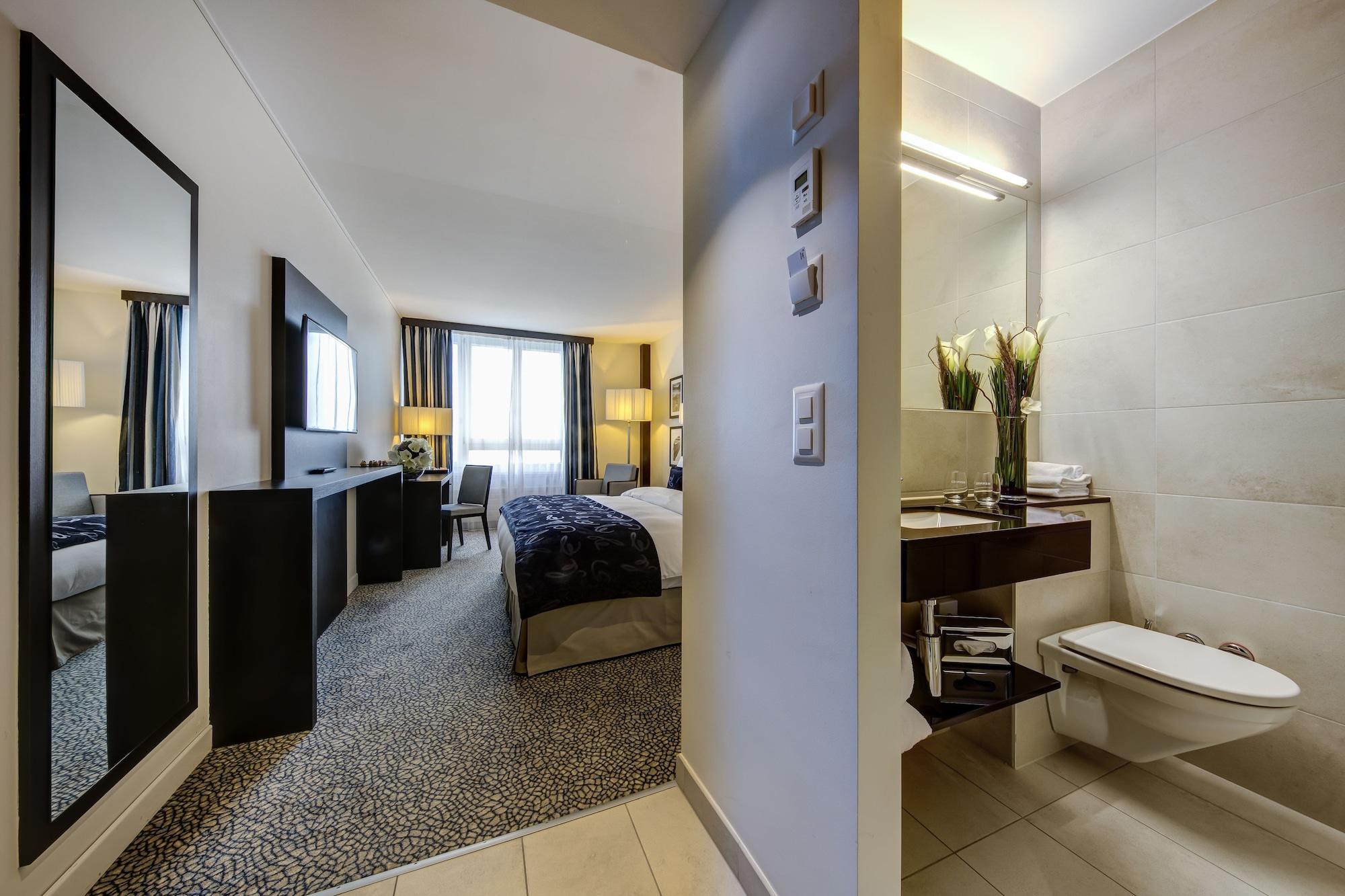 Beaulac Hotel