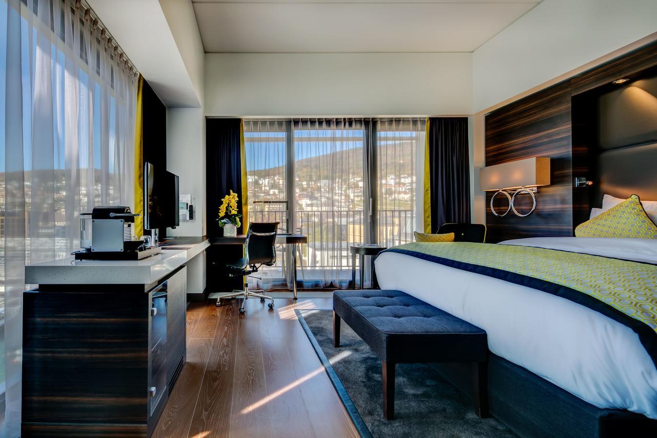 Hotel Beaulac 4*